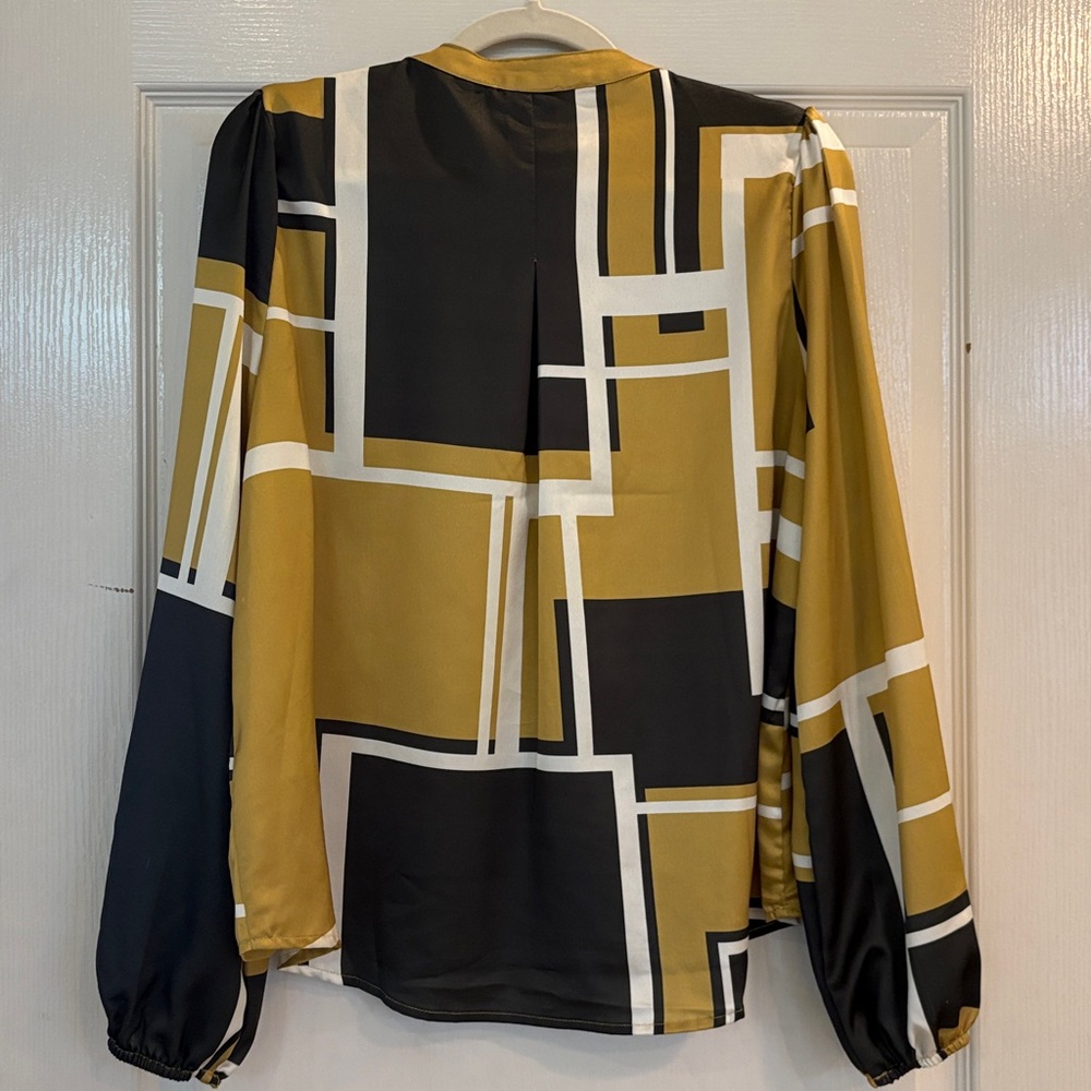 Fate Anthropologie Geometric Abstract Print Blouse Large - Picture 8 of 10